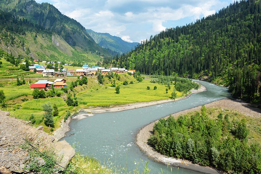 river-neelam-pakistan-valley-pakistan -
